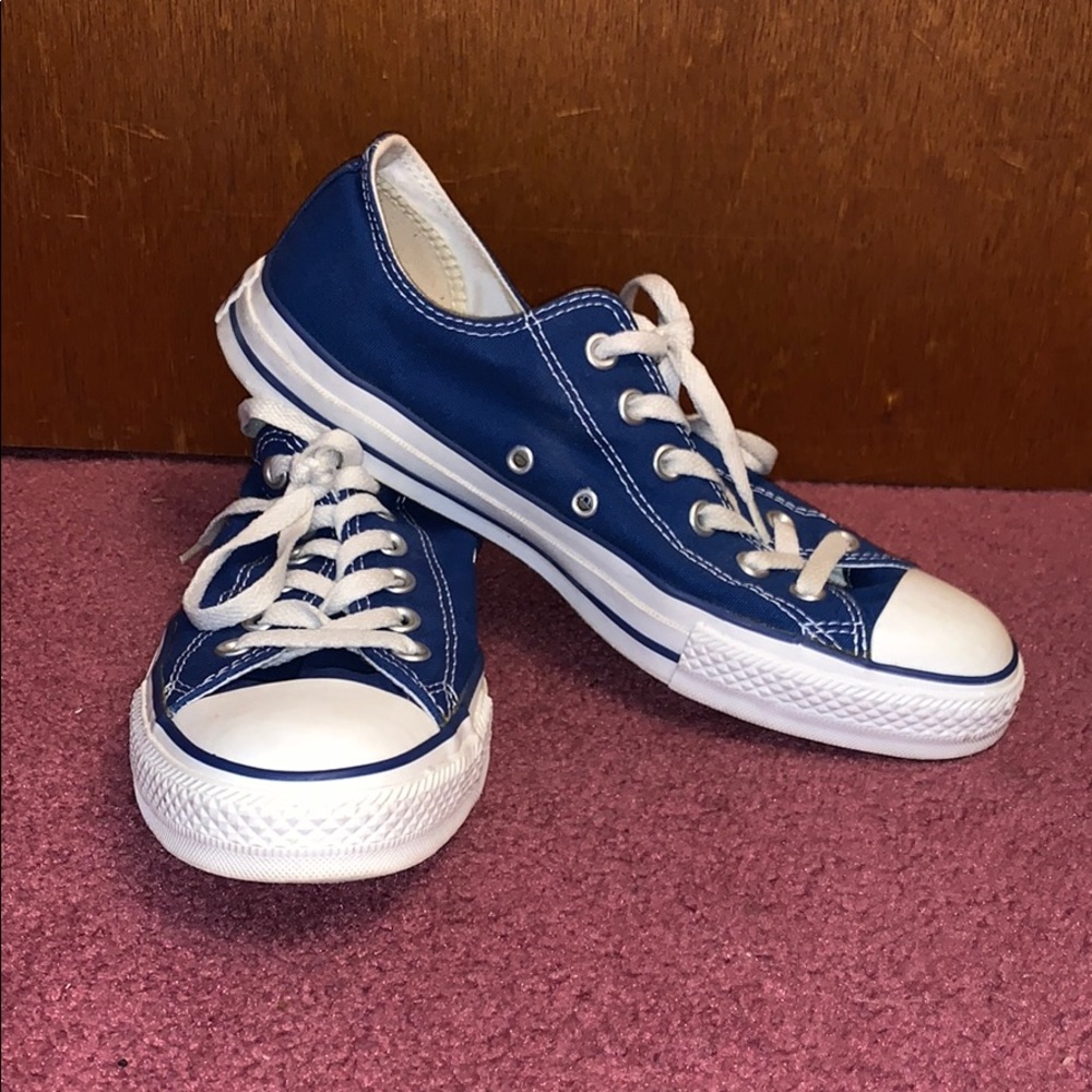 Blue converse